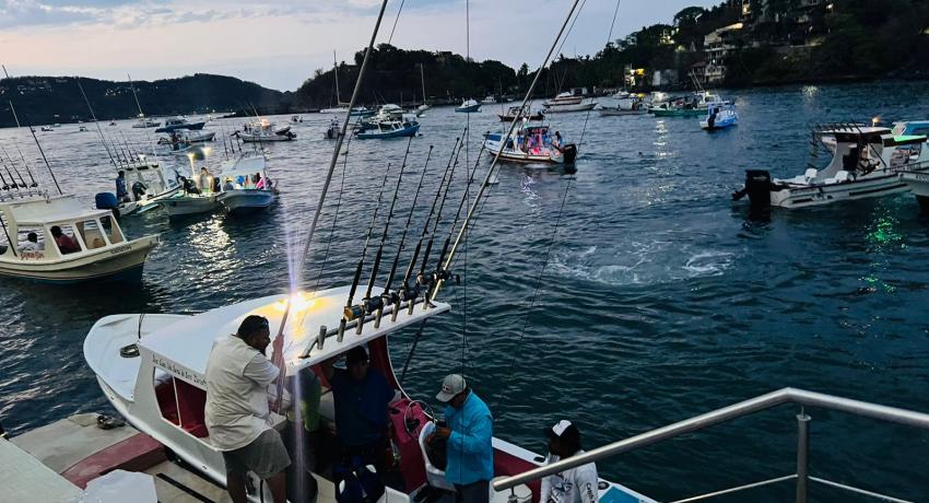 Con éxito se desarrolló torneo de pesca, La Gran Calentona en Zihua. 