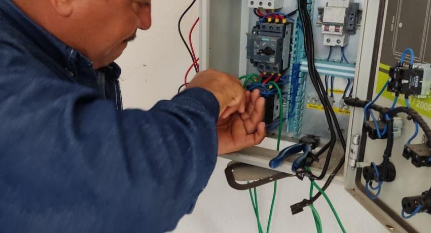 Gobierno de Zihuatanejo mejora el servicio de agua potable en diferentes comunidades