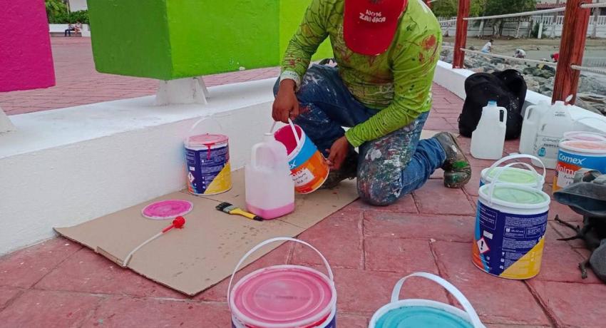 Servicios Públicos mejora imagen de diferentes espacios con trabajos de pintura