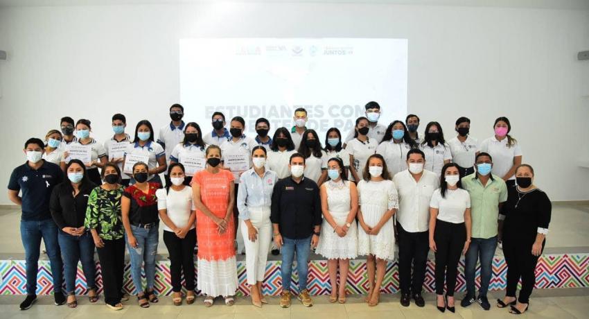 Educación, la mejor herramienta para construir la paz: Presidente Jorge Sánchez Allec 