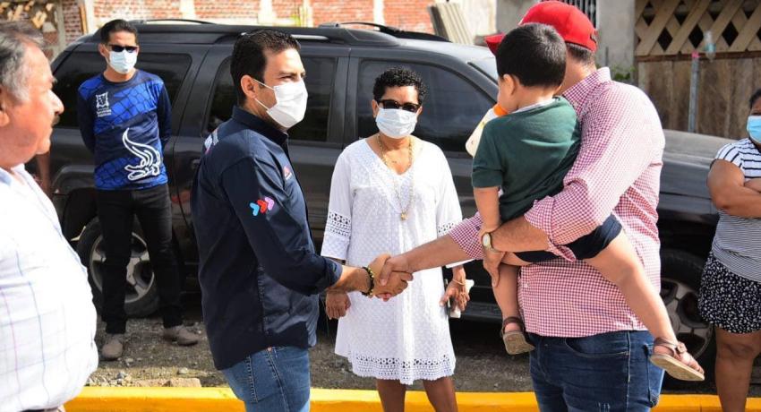 Colonia Estrella tiene nueva obra de pavimentada entregada por alcalde Jorge Sánchez Allec