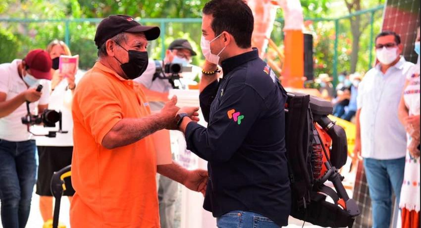 Gobierno de Jorge Sánchez beneficia a más de 1000 agricultores con Tianguis Campesino 2022