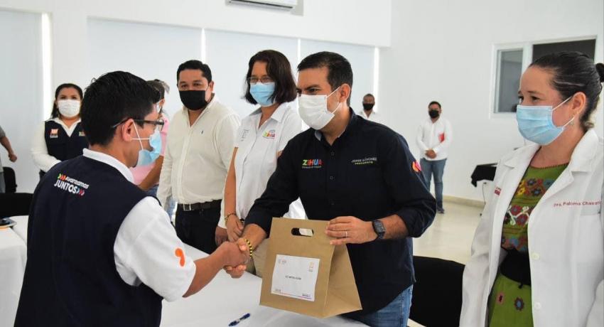 Presidente Jorge Sánchez Allec participa en apertura de capacitación sobre picadura de alacrán.