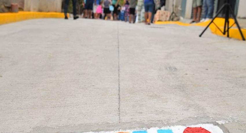 Gobierno de Jorge Sánchez Allec concluye pavimentación de calle Helechos de la IMA