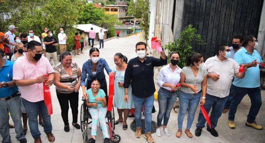 Gobierno de Jorge Sánchez Allec concluye pavimentación de calle Helechos de la IMA