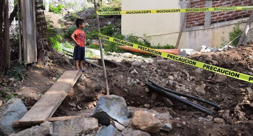 Alcalde Jorge Sánchez Allec entrega sistema de agua potable e inicia pavimentación en Altamira
