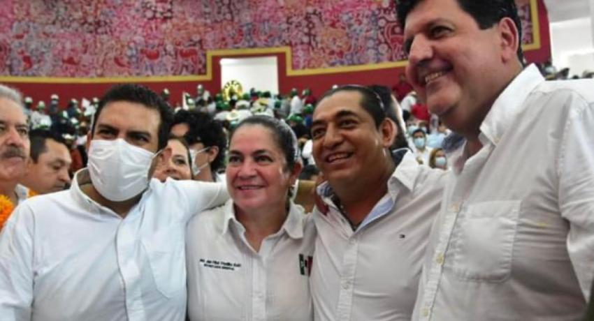 Jorge Sánchez asiste a toma de protesta de Alejandro Bravo, como nuevo dirigente estatal