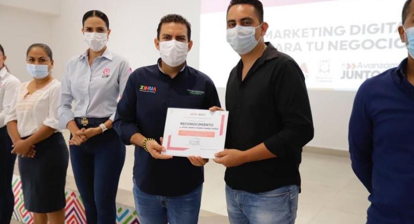 Gobierno de Jorge Sánchez Allec fortalece acciones a favor de emprendedores.