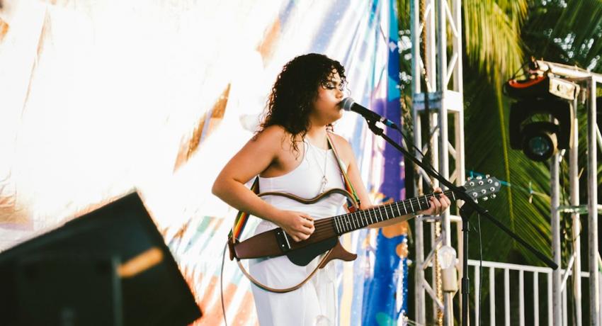 Se realiza con éxito concierto Zihua Viva en Domingos Culturales 