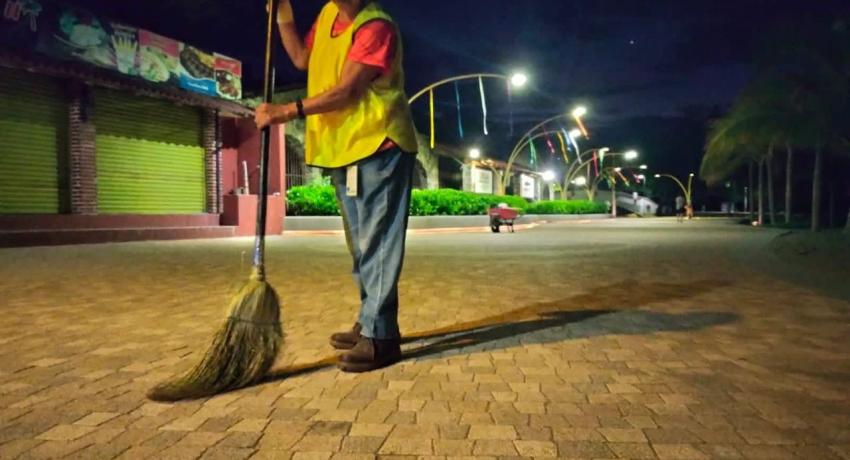 Gobierno de Zihuatanejo activa guardias ambientales para intensificar la limpieza de la ciudad. 