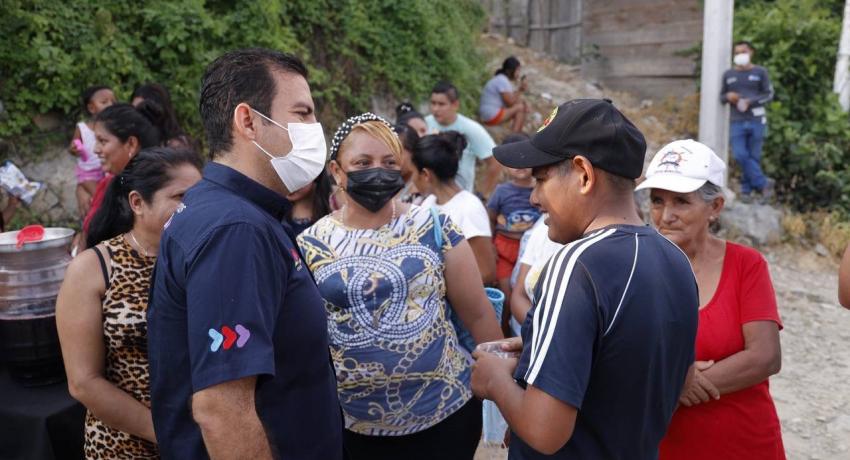 Alcalde Jorge Sánchez Allec entrega electrificación e inicia obra de agua potable en la colonia La Cima de Jesús