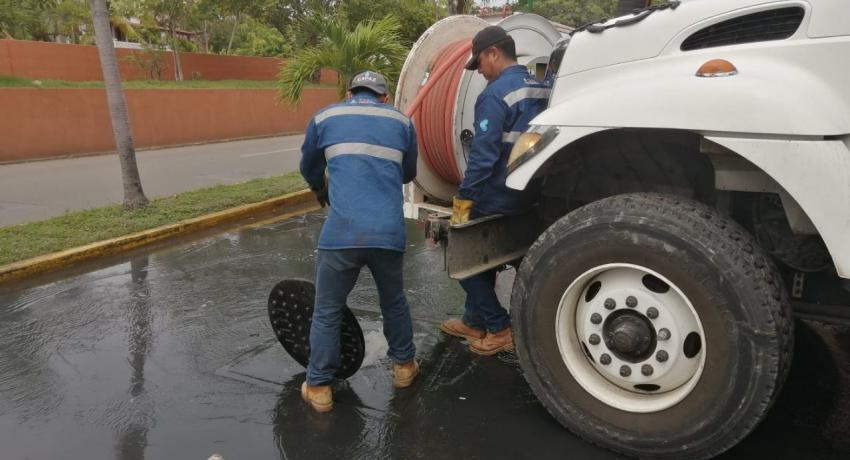 Operación de redes sanitarias al 100: CAPAZ