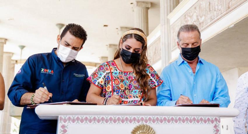 Se concreta entrega de El Partenón al gobierno que encabeza Jorge Sánchez Allec  *El edificio será convertido en centro turístico-cultural,  informa el alcalde de Zihuatanejo  La gobernadora Evelyn Salgado Pineda y el presidente Jorge Sánchez Allec, firma