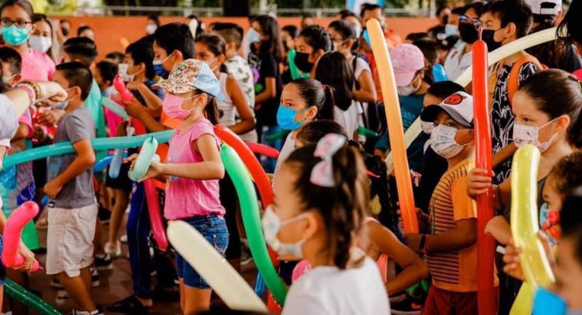 Presidente Jorge Sánchez Allec arranca Cursos de Verano “Zihua Kids 2022”