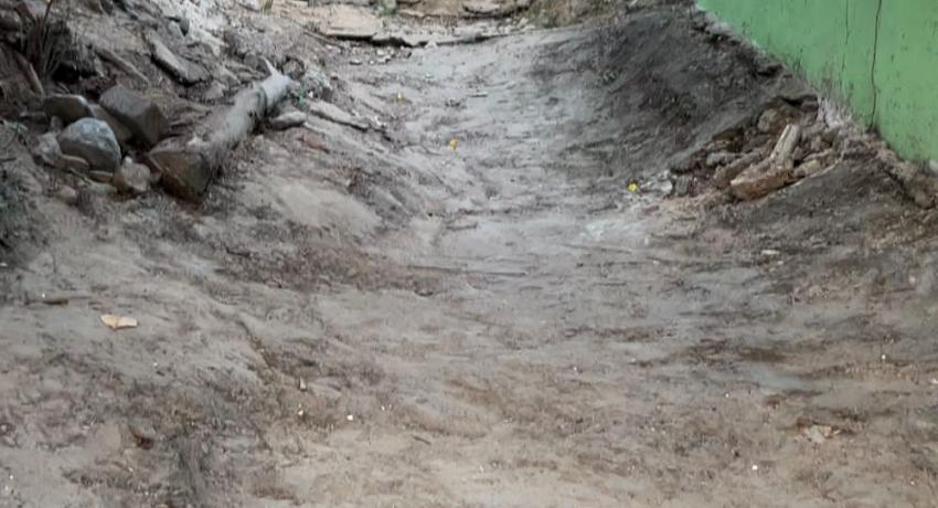 Presidente Jorge Sánchez Allec arranca construcción de andador en la colonia La Joya