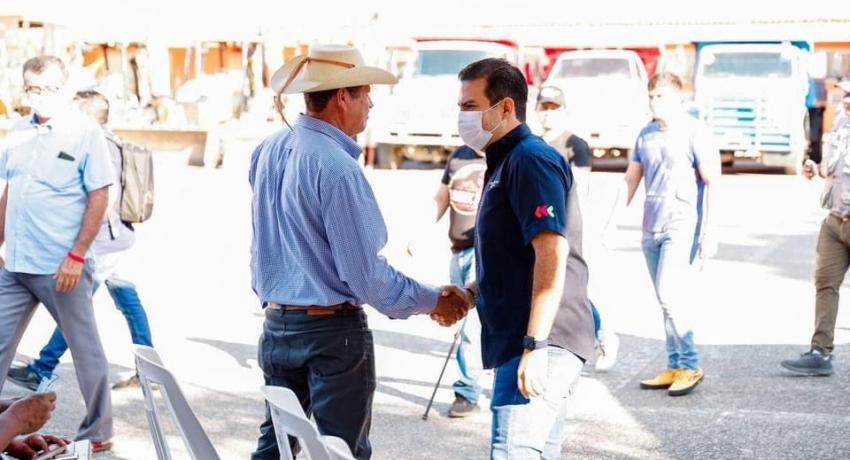 Presidente Jorge Sánchez Allec da inicio a programa de rehabilitación de caminos rurales.