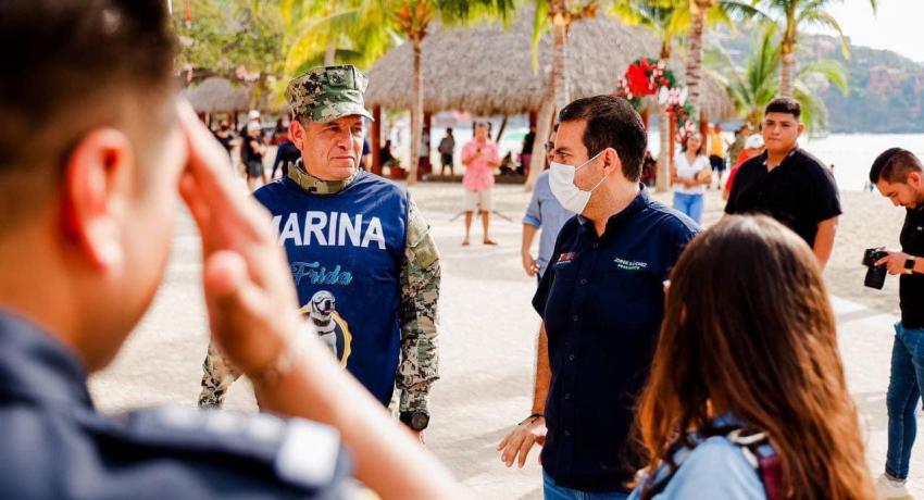 Presidente Jorge Sánchez Allec asiste a presentación de ejercicios navales de la SEMAR