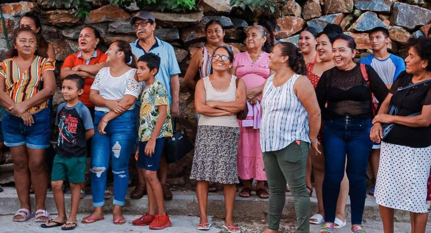 Presidente Jorge Sánchez Allec pone en marcha construcción de parque público en Col. 16 de Mayo