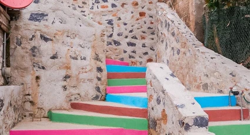 Gobierno de Jorge Sánchez Allec impulsa avance en la colonia  Convergencia con nuevo andador