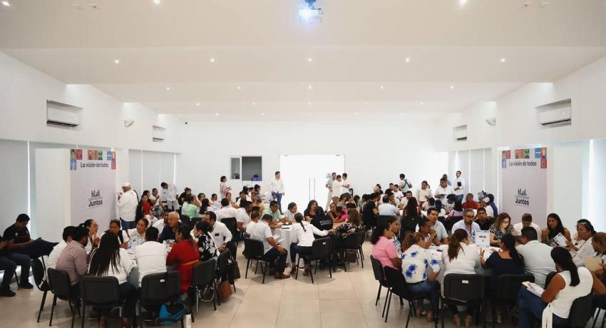 Gobierno de Zihuatanejo realiza primer Foro Ciudadano para la conformación del Plan Municipal de Desarrollo.