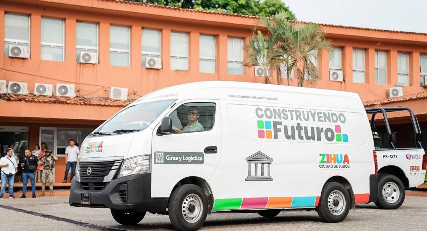 Presidenta Lizette Tapia Castro fortalece trabajo de áreas municipales con más equipamiento.