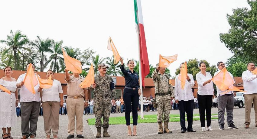 Presidenta Lizette Tapia Castro fortalece trabajo de áreas municipales con más equipamiento.