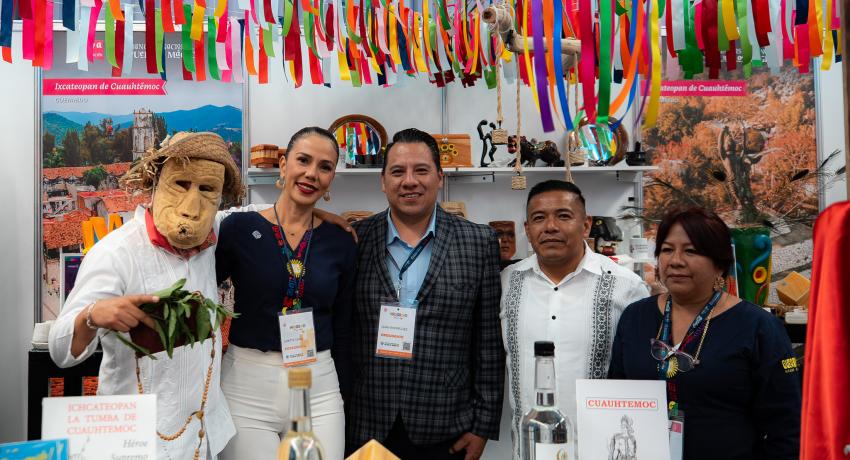 Zihuatanejo destaca en el Tianguis Nacional de Pueblos Mágicos 2025