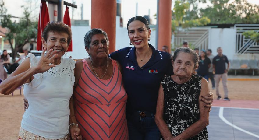 Entrega Lizette Tapia Castro espacio público y deportivo en el Fraccionamiento Ayocuan