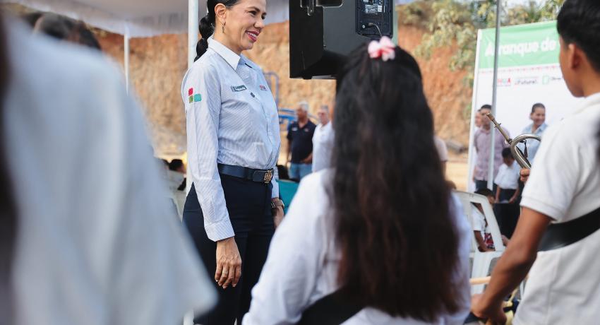 La escuela Nueva Manitoba en México será beneficiada con una importante obra.