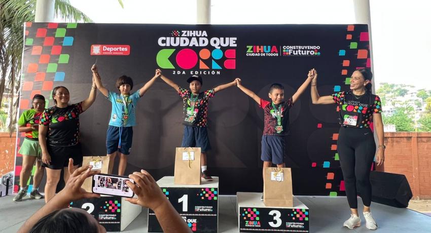 Todo un éxito la 2da Carrera "Zihua Ciudad que Corre"