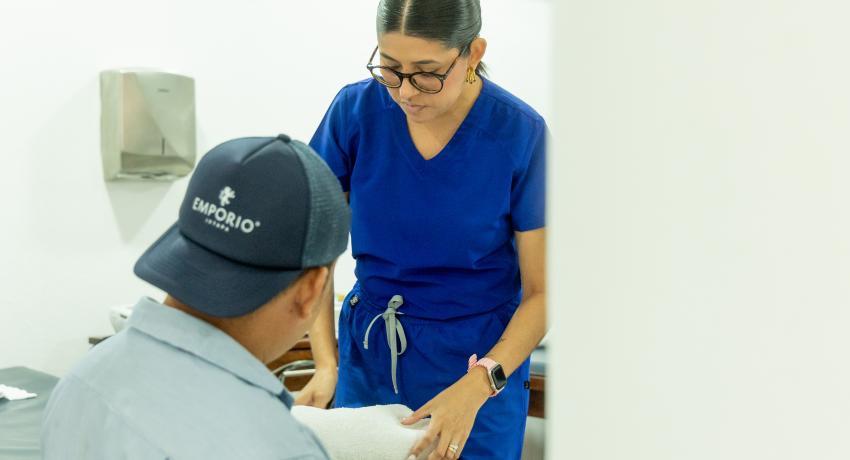 Gobierno de Lizette Tapia Castro incrementa y mejora los servicios de salud para la población del municipio