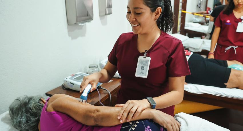 Gobierno municipal fortalece la atención a la salud con la renovación de la Unidad Municipal de Especialidades Médicas.