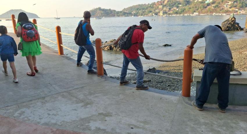 Gobierno Municipal de Zihuatanejo realiza labores de mantenimiento en zonas turísticas