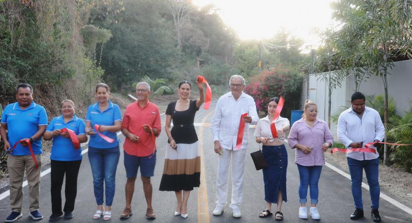 Gobierno municipal mejora la infraestructura de la colonia La Ropa.