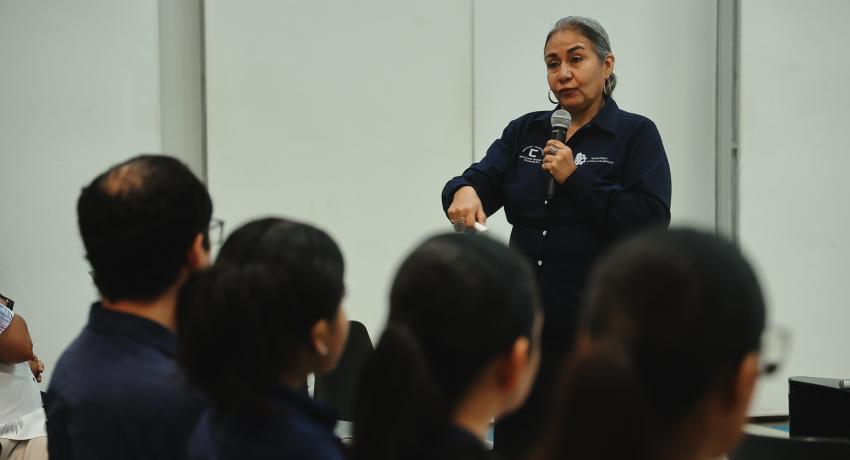 Zihuatanejo refuerza acciones de atención a la violencia contra la mujer en el sector hotelero de Ixtapa