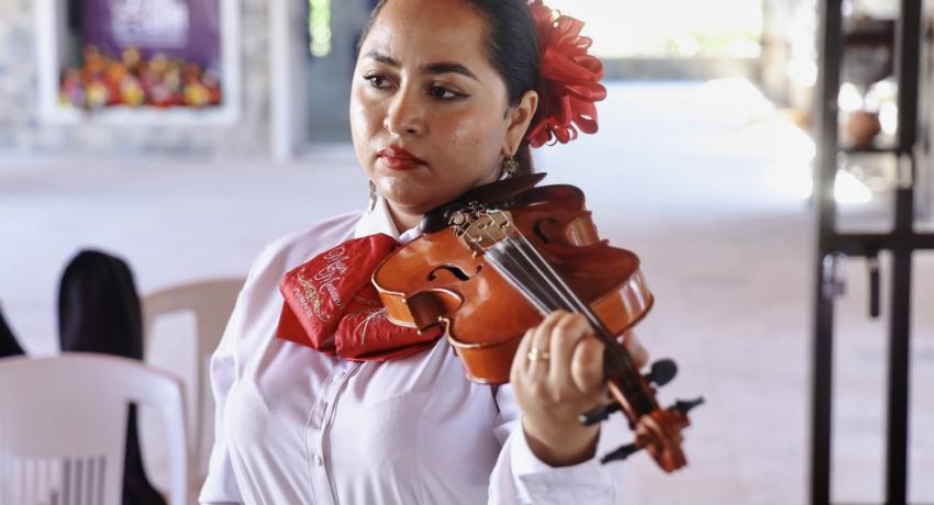 Conservatorio de las Flores de Morelia ofrece taller para músicos locales.