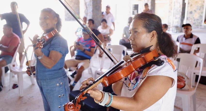 Conservatorio de las Flores de Morelia ofrece taller para músicos locales.
