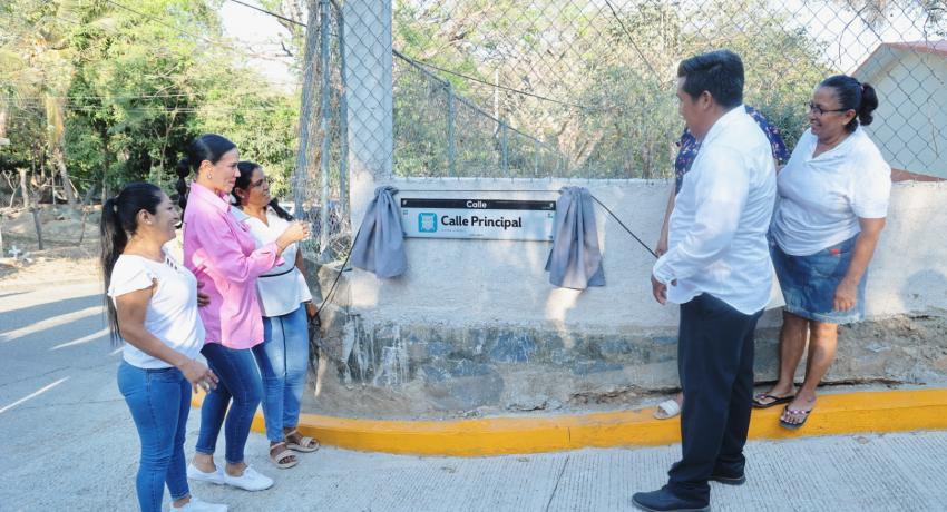 Más colonias beneficiadas con obras de gran beneficio.