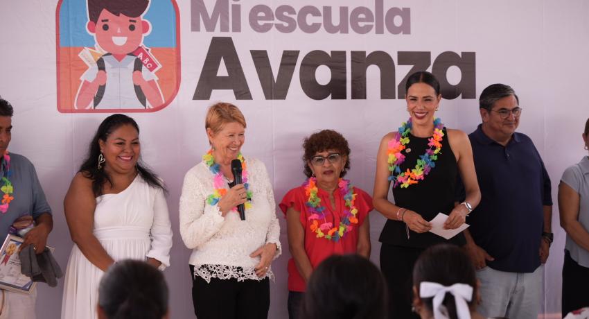 Lizette Tapia inaugura aulas y sanitarios en el jardín de niños Estanislao Barreto Martínez