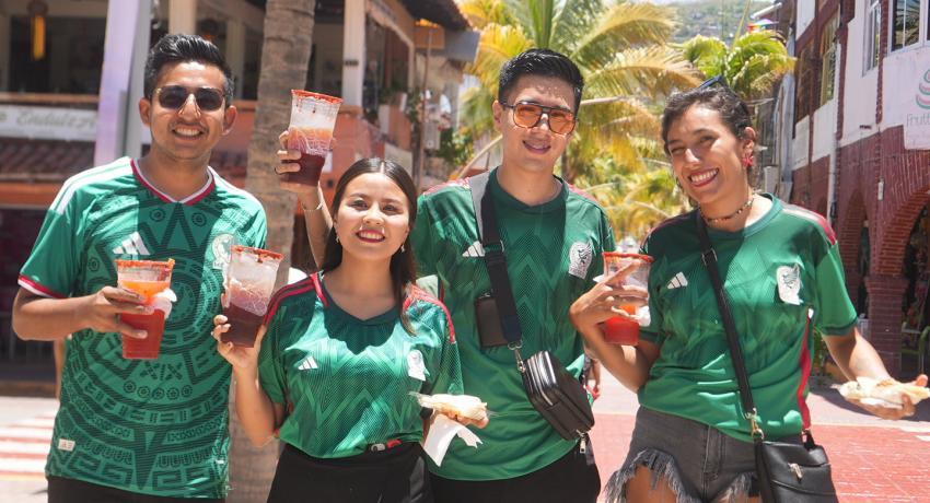 El Gobierno de Zihuatanejo organizó una gran fiesta para la inauguración del Mundial