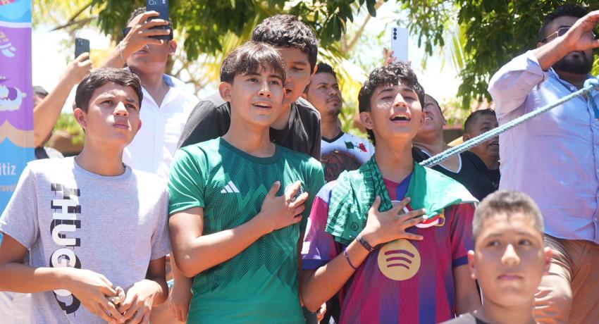 El Gobierno de Zihuatanejo organizó una gran fiesta para la inauguración del Mundial