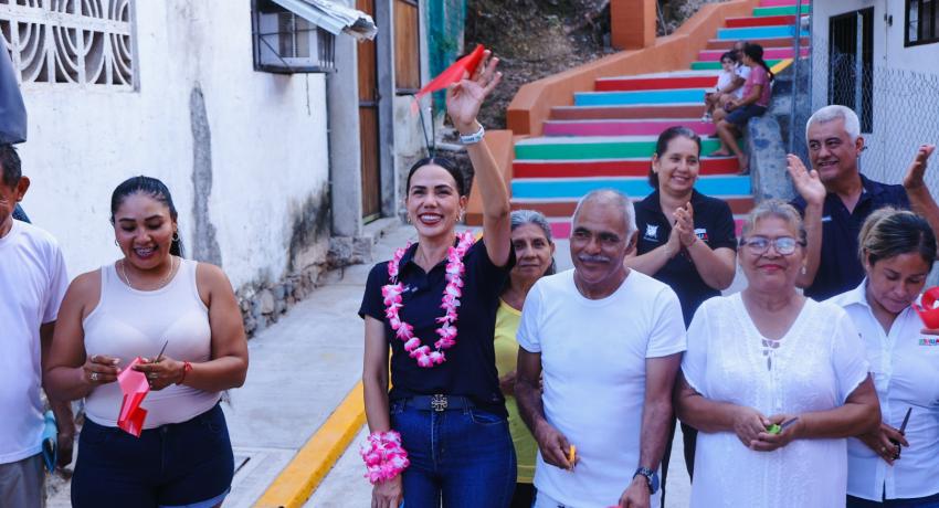 Colonia La Noria se beneficia con dos nuevos andadores.