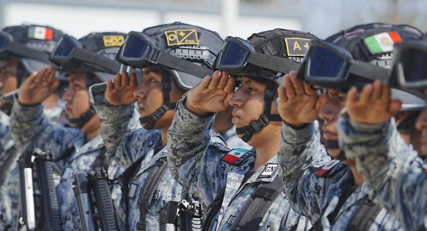 Asiste la presidenta Lizette Tapia Castro al cambio de mando de la Guardia Nacional en la región