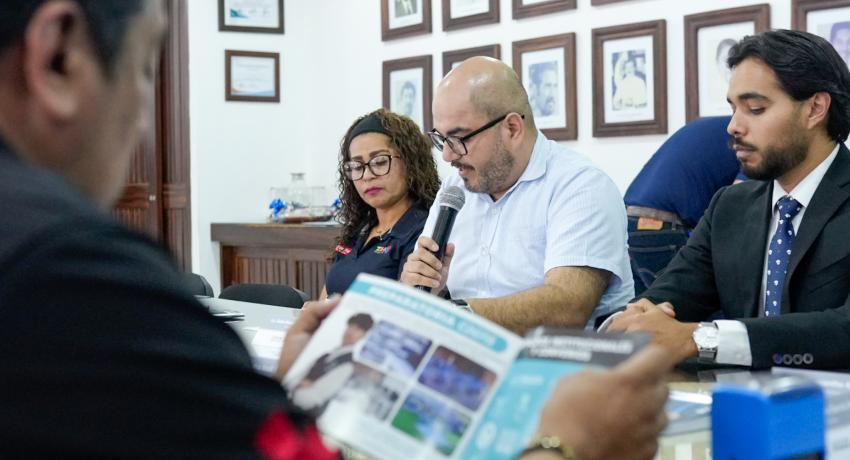 Se firma convenio con Universidad de Ciencias del Deporte, Fisioterapia y Salud