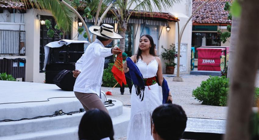 El Gobierno de Zihuatanejo lleva a Ixtapa el Fandango Costeño