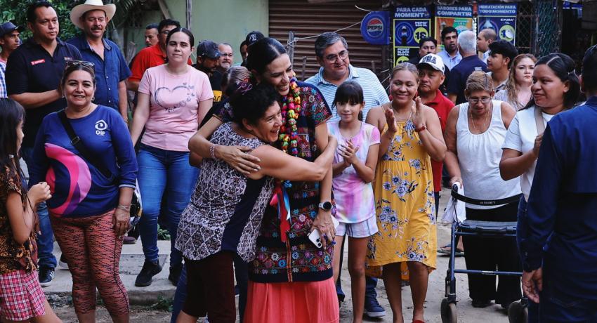 Lizette Tapia Castro lleva obras de beneficio a la comunidad de El Zarco