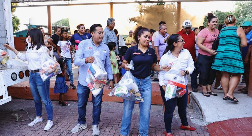 Lizette Tapia Castro lleva obras de beneficio a la comunidad de El Zarco