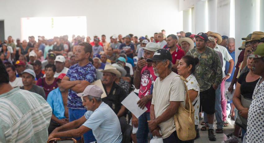 El Gobierno de Zihuatanejo de Azueta, sede de la entrega de apoyos a cooperativas pesqueras.