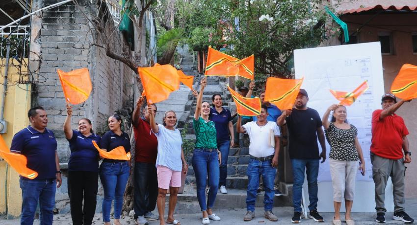 Lizette Tapia Castro dio el banderazo de arranque a la construcción del andador Pez Vela