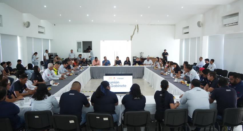 Luis Fernando Salas Reyes, informó a la presidenta municipal Lizette Tapia Castro que el suministro de agua potable en el municipio comenzó a normalizarse gracias a las primeras lluvias de la temporada, las cuales han permitido la recarga del principal acuífero.